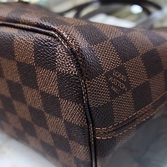 NEW Authentic Louis Vuitton Damier Ebene Neverfull PM Purse Bag Tote & Pouch - Picture 10 of 15